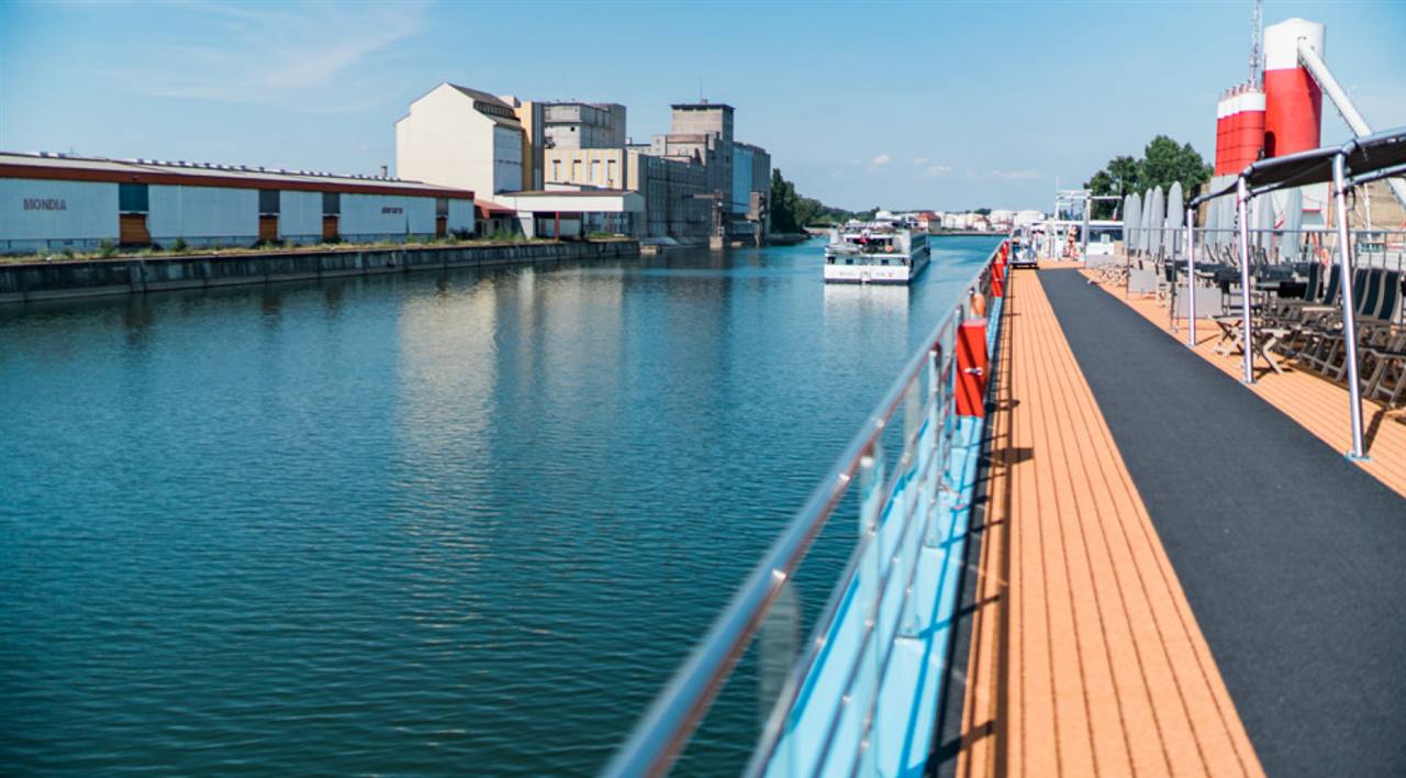 Illustration : Strasbourg inaugure une gare fluviale écoresponsable pour le tourisme du Rhin
